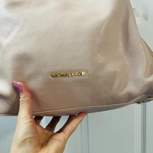 Michael Kors Devon Large Leather Hobo Shoulder Bag Tote original price $398 pink - Picture 14 of 16